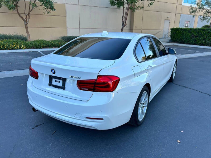 2018 BMW 3 Series 320i