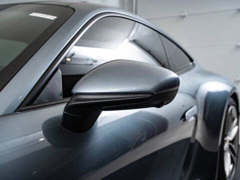2025 Porsche 911 Carrera