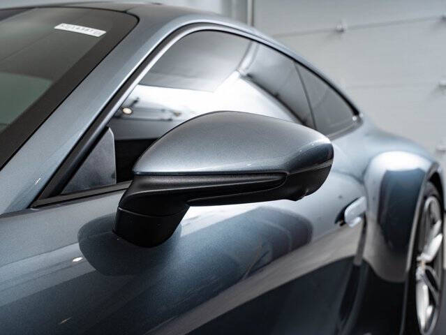 2025 Porsche 911 Carrera