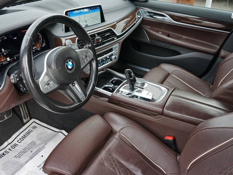 2022 BMW 7 Series 750i xDrive