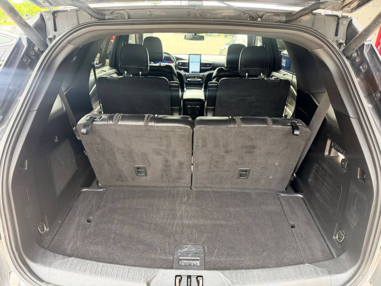2020 Ford Explorer ST AWD ST 4dr SUV 26