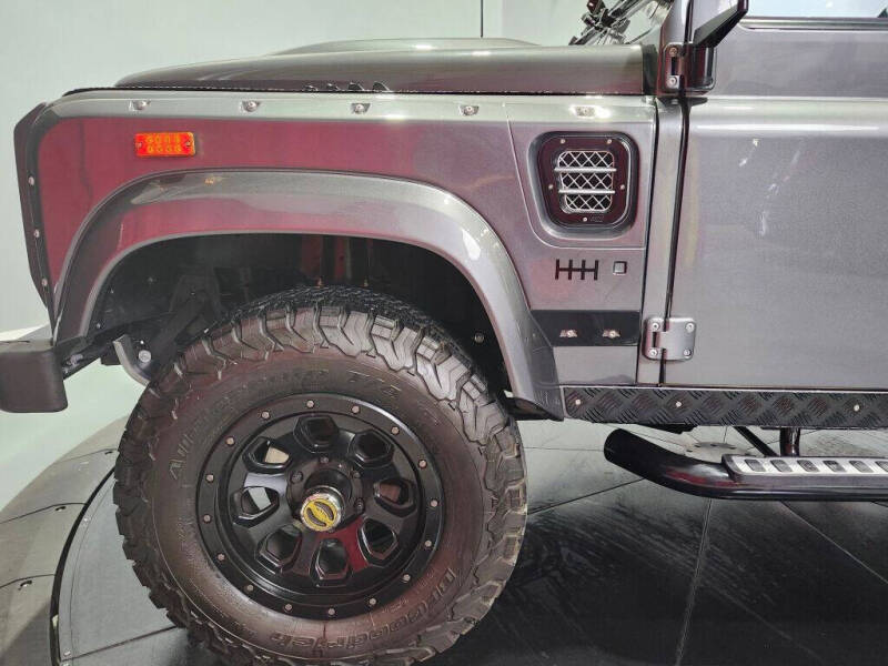 1987 Land Rover Defender