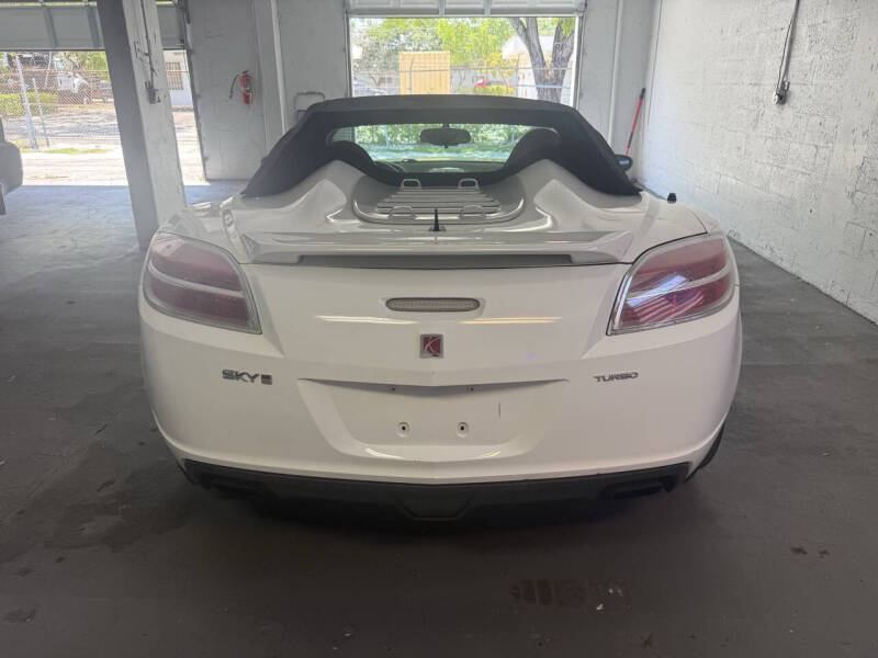 2008 Saturn SKY Red Line