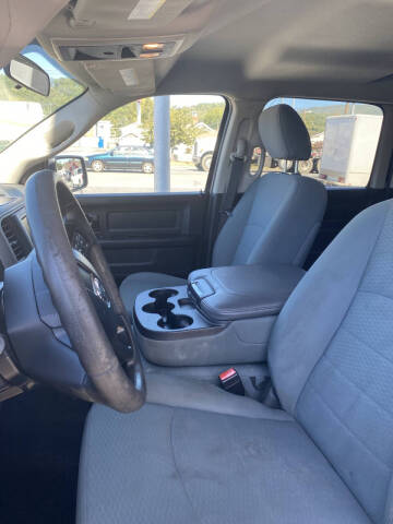 2017 RAM 1500 Express