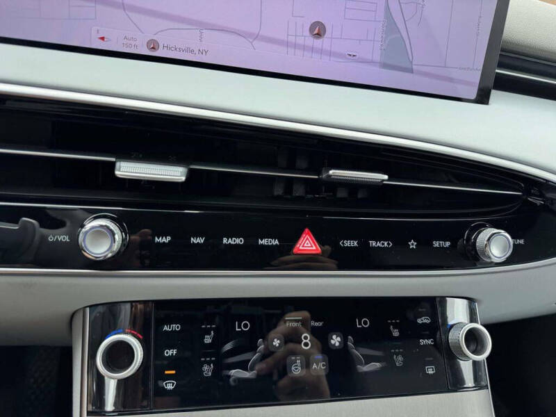 2026 Genesis GV70 2.5T Advanced