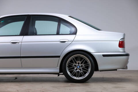 2002 BMW M5