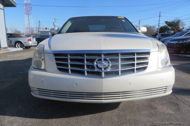 2010 Cadillac DTS Luxury Collection
