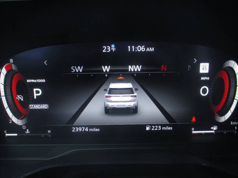 2024 Nissan Pathfinder Platinum