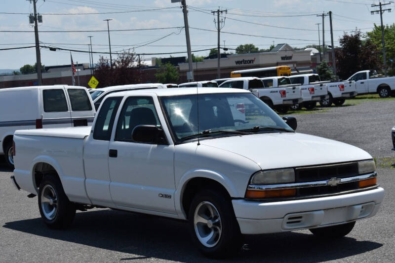 2000 Chevrolet S-10 for sale at Broadway Garage of Columbia County Inc. in Hudson NY