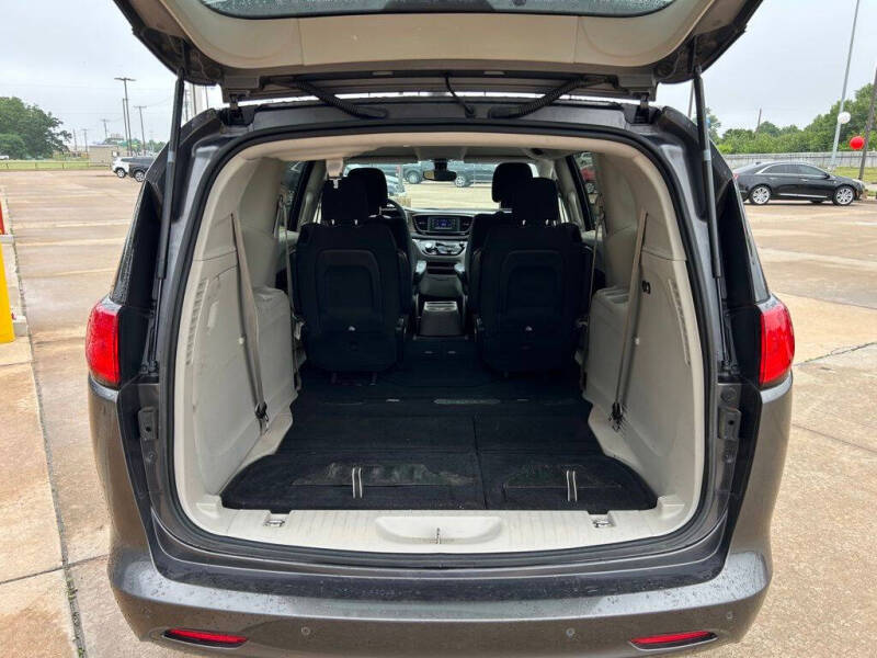 2017 Chrysler Pacifica Touring