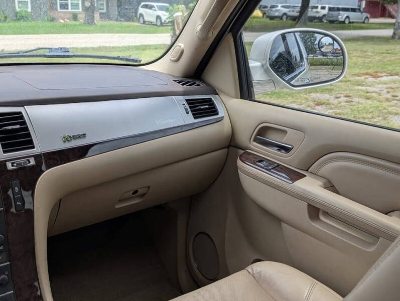 2012 Cadillac Escalade Hybrid