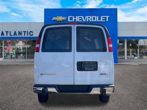 2023 GMC Savana 2500