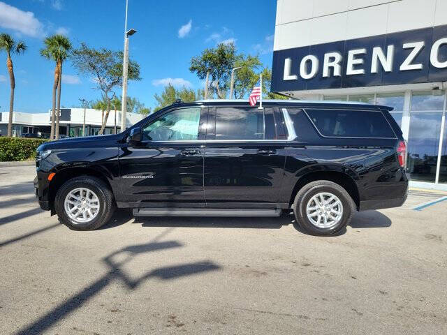 2024 Chevrolet Suburban LS