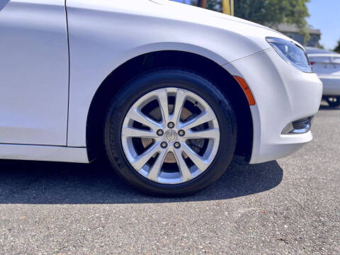 2016 Chrysler 200 Limited