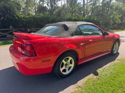 2000 Ford Mustang