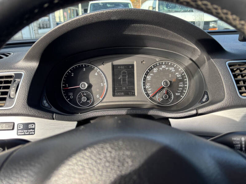 2013 Volkswagen Passat TDI SE