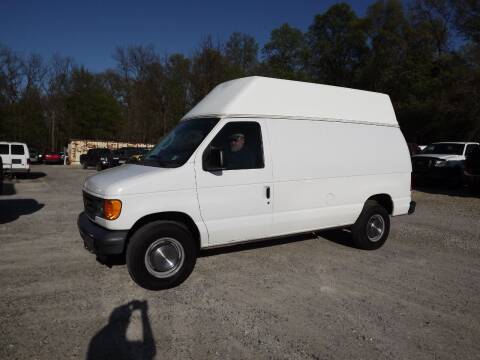 2006 Ford E-350 for sale at Country Side Auto Sales in East Berlin PA