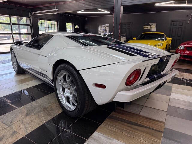 2005 Ford GT