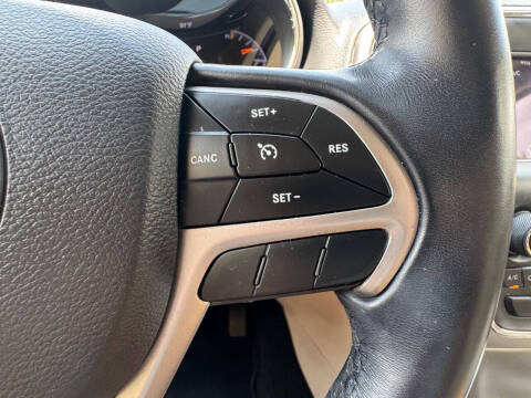 2021 Jeep Grand Cherokee Laredo E