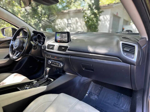 2018 Mazda MAZDA3 Grand Touring