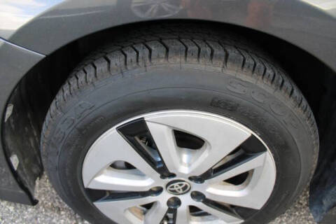 2016 Toyota Prius Three