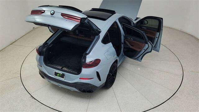 2025 BMW X6 M60i