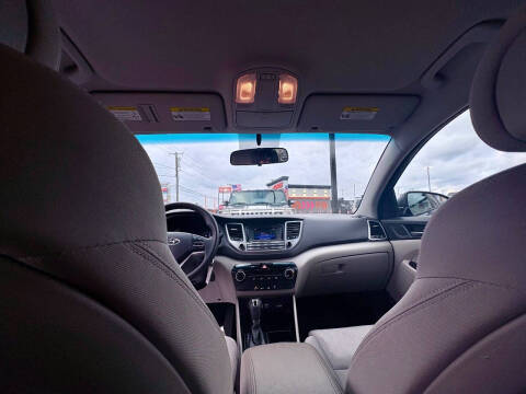 2016 Hyundai Tucson SE