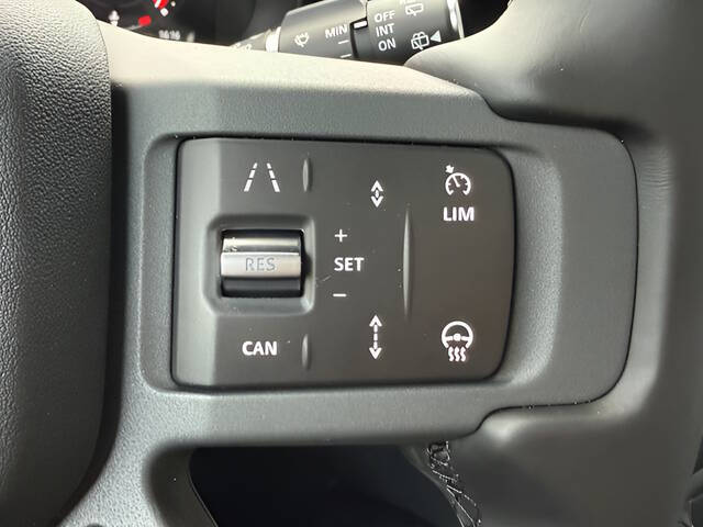 2026 Land Rover Defender 110 P300 S