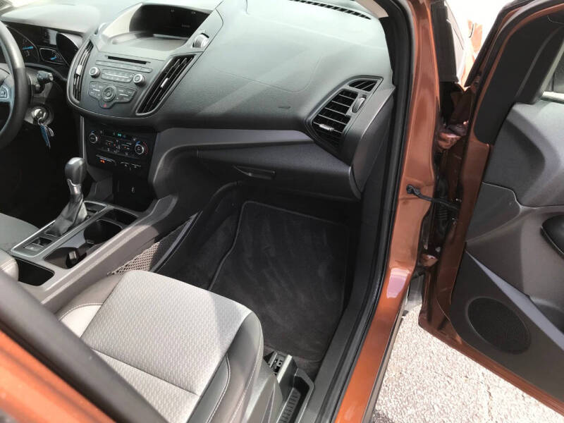 2017 Ford Escape SE