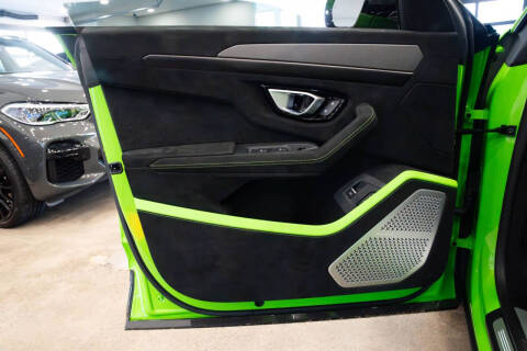 2024 Lamborghini Urus Performante