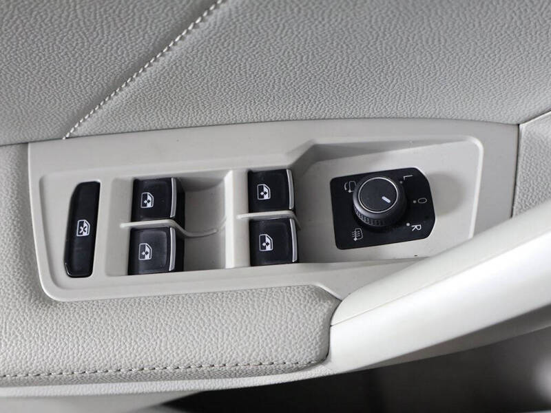 2022 Volkswagen Tiguan SEL R-Line 4Motion