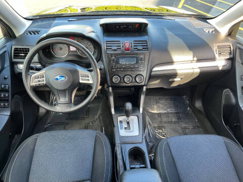 2014 Subaru Forester 2.5i