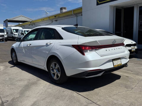 2021 Hyundai Elantra