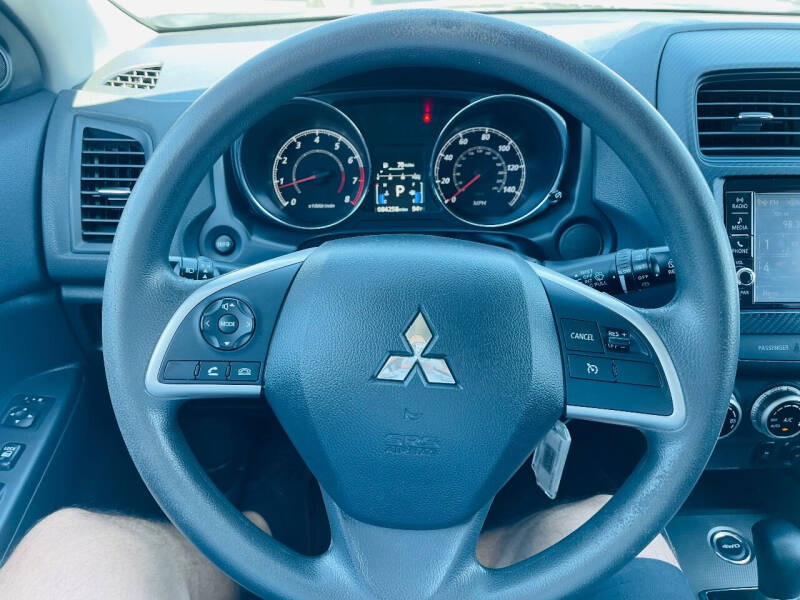 2020 Mitsubishi Outlander Sport SE