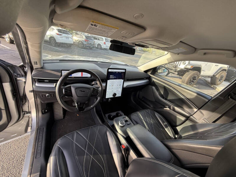 2021 Ford Mustang Mach-E Select