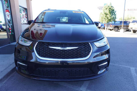 2022 Chrysler Pacifica Touring L