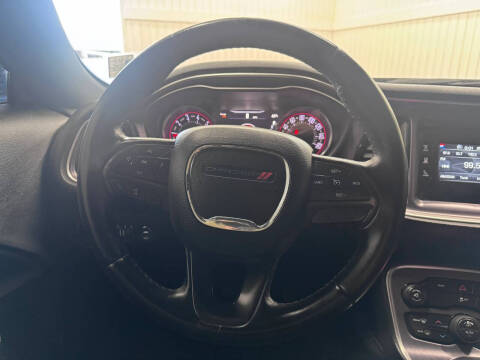 2015 Dodge Challenger SXT