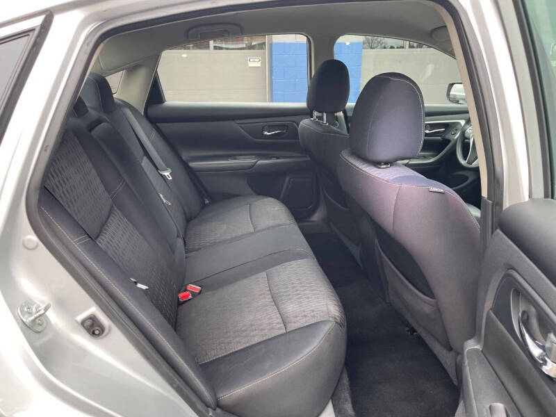 2017 Nissan Altima 2.5 SV