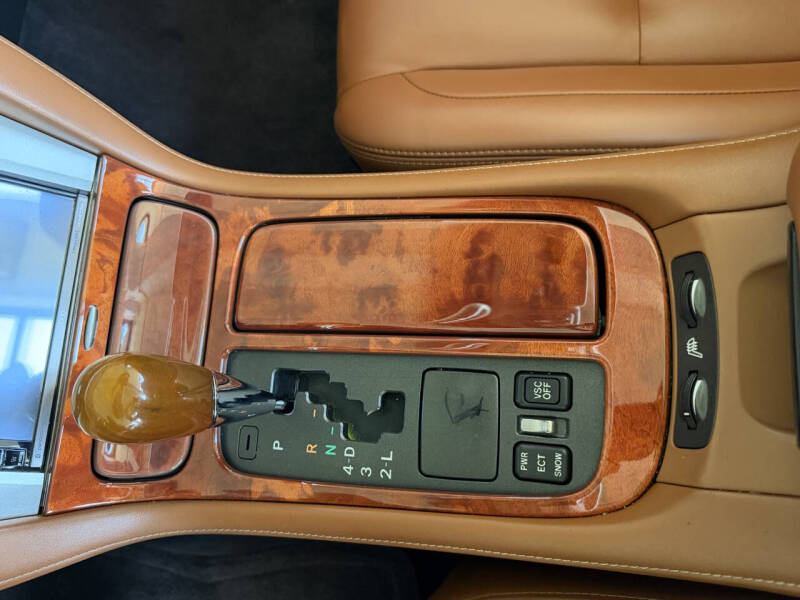 2005 Lexus SC 430
