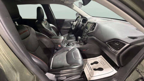 2020 Jeep Cherokee Trailhawk