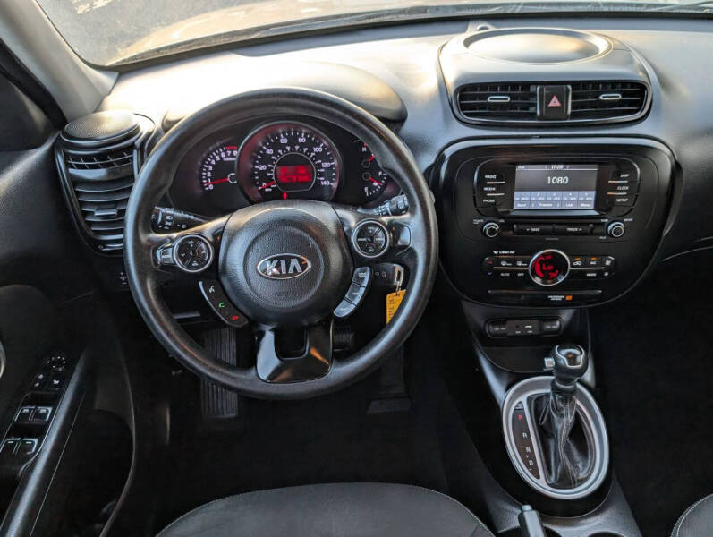 2017 Kia Soul +