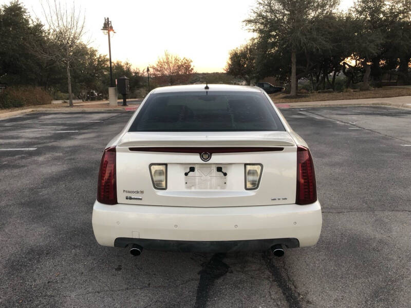 2005 Cadillac STS
