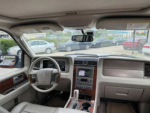 2012 Lincoln Navigator