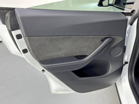 2021 Tesla Model Y Standard Range