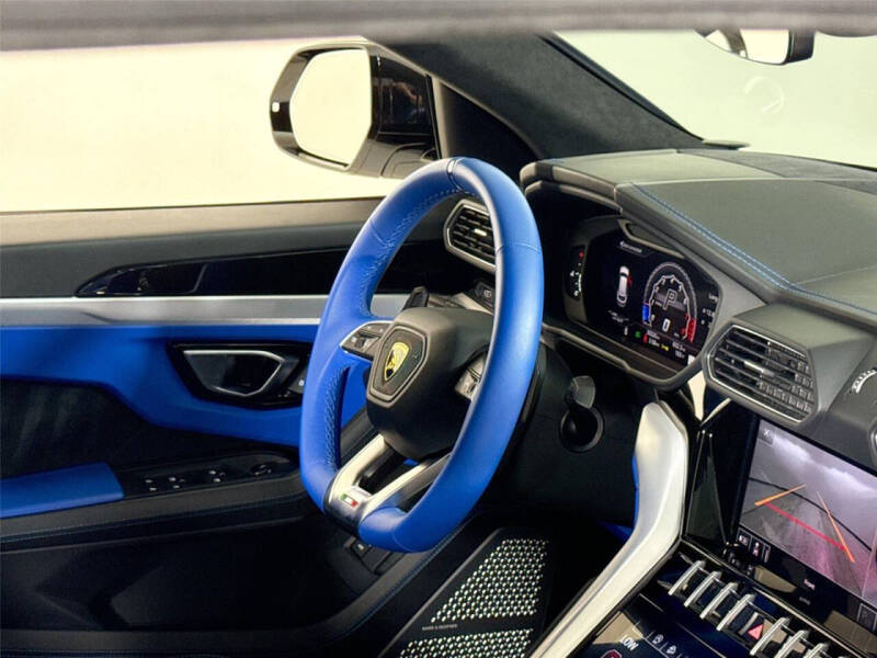 2021 Lamborghini Urus