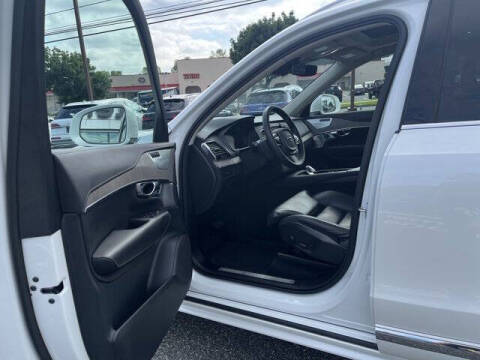 2023 Volvo XC90 B6 Ultimate Bright Theme 7P