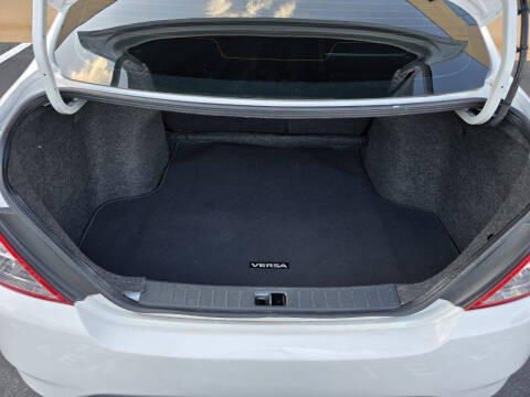 2016 Nissan Versa 1.6 SV