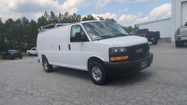 2025 GMC Savana 2500