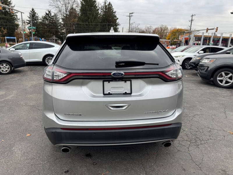 2018 Ford Edge Titanium