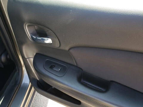 2013 Chrysler 200 LX